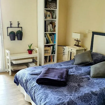 Nocleg ze śniadaniem Location Chambre Privee Avec Salle De Bain Et Wc Privatifs Dans Moderne