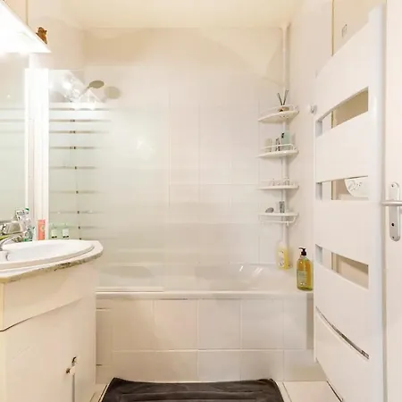 Location Chambre Privee Avec Salle De Bain Et Wc Privatifs Dans Moderne Nocleg ze śniadaniem Nantes